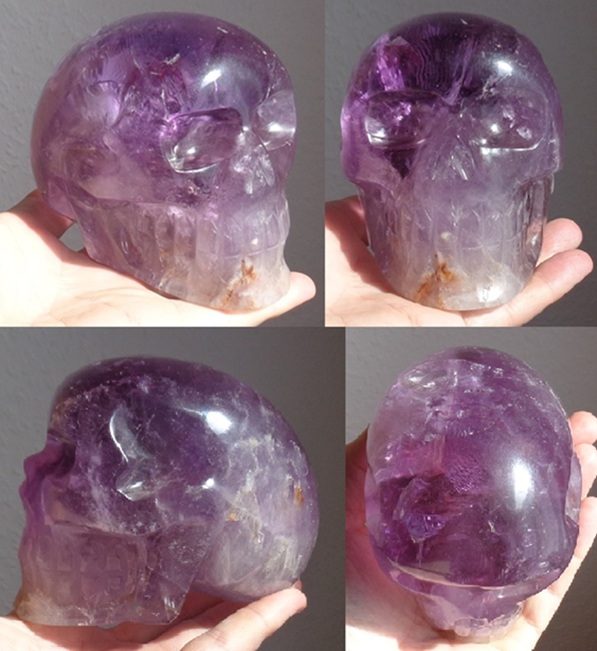 großer lila Amethystschädel 1,14 kg Helaria