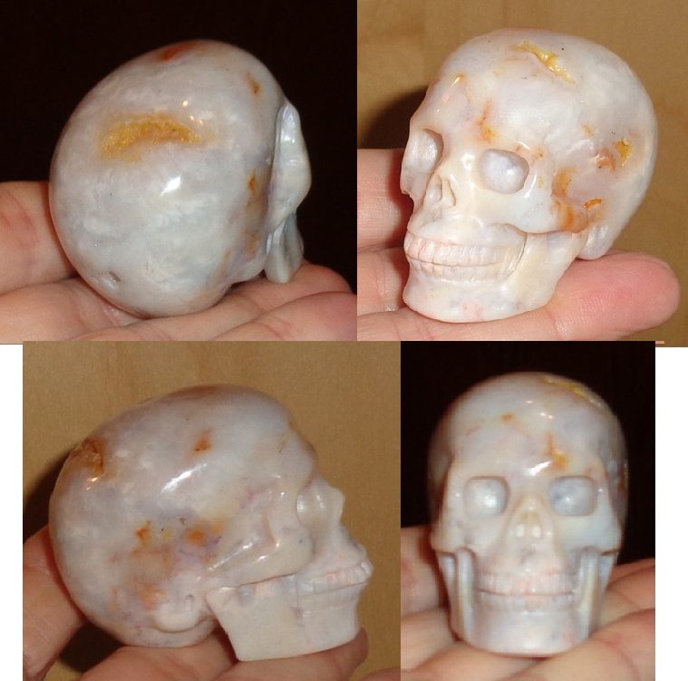 kleiner Chalcedon Kristallschädel 100 g energetisiert