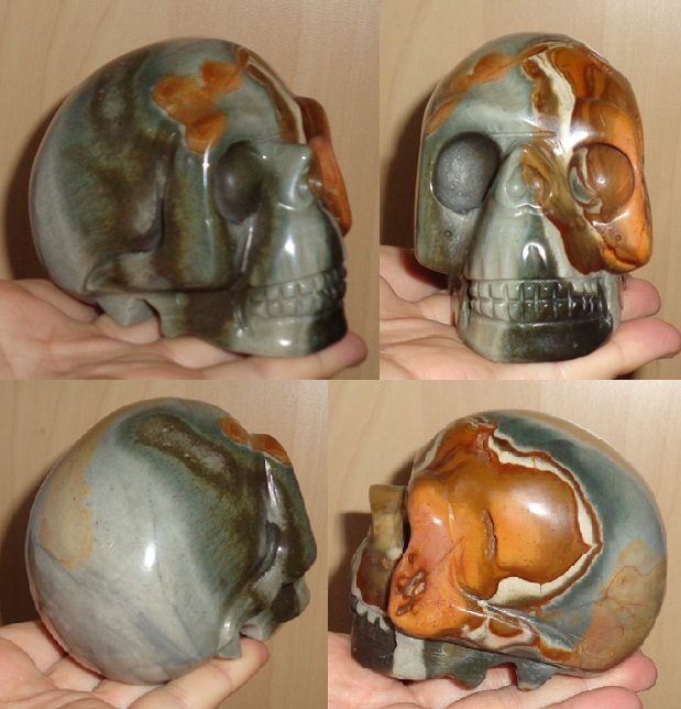 Kristallschädel großer Polychrom 635 g Kristallschädel großer Polychrom 635 g