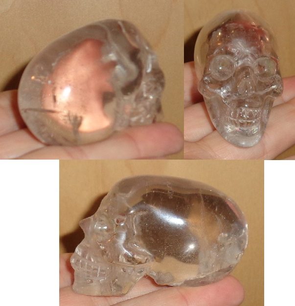 lumurischer Bergkristallschädel 111 g klar lumurischer Bergkristallschädel 111 g klar