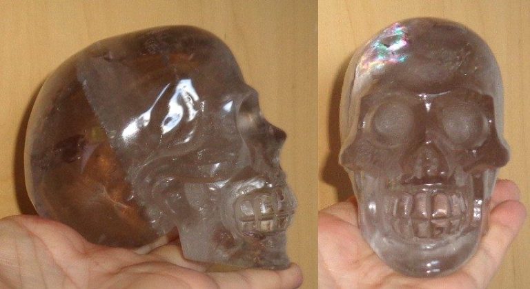Rauchquarz Kristallschädel 670 g Rauchquarz Kristallschädel 670 g