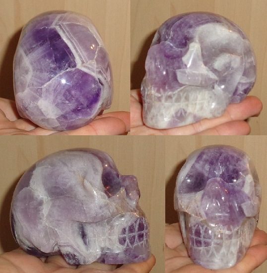 Chevron Amethyst Kristallschädel 430 g